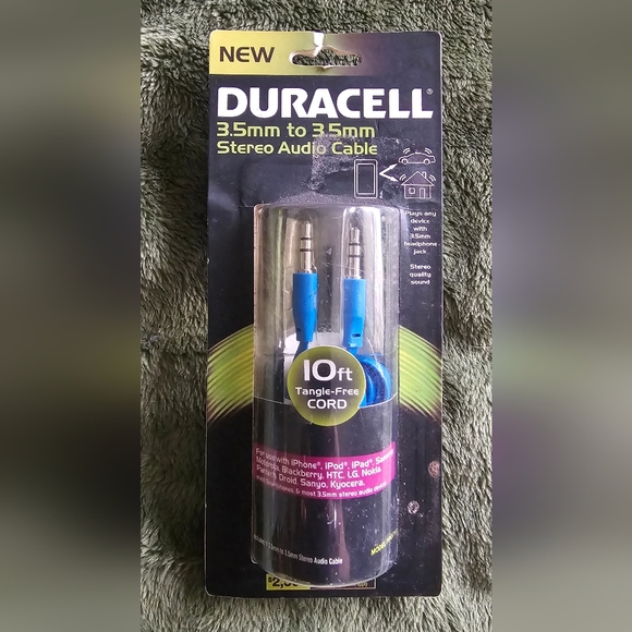 Duracell Other - Duracell 3.5mm To 3.5mm Audio Cable - 10ft Tangle-Free Cord